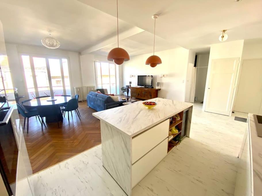 Superbe Appartement Hyper Centre 4 Personnes Valence  Exteriör bild